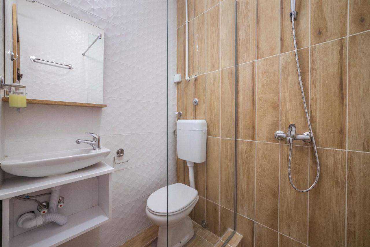 Zoe Pirot Apartment Bagian luar foto